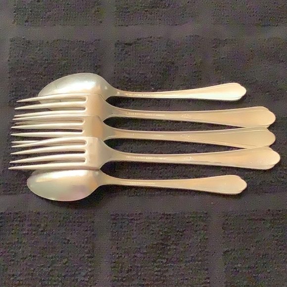 Encore 3 forks 2 spoon Simeon L & George H Rogers Oneida Ltd. - Picture 11 of 16